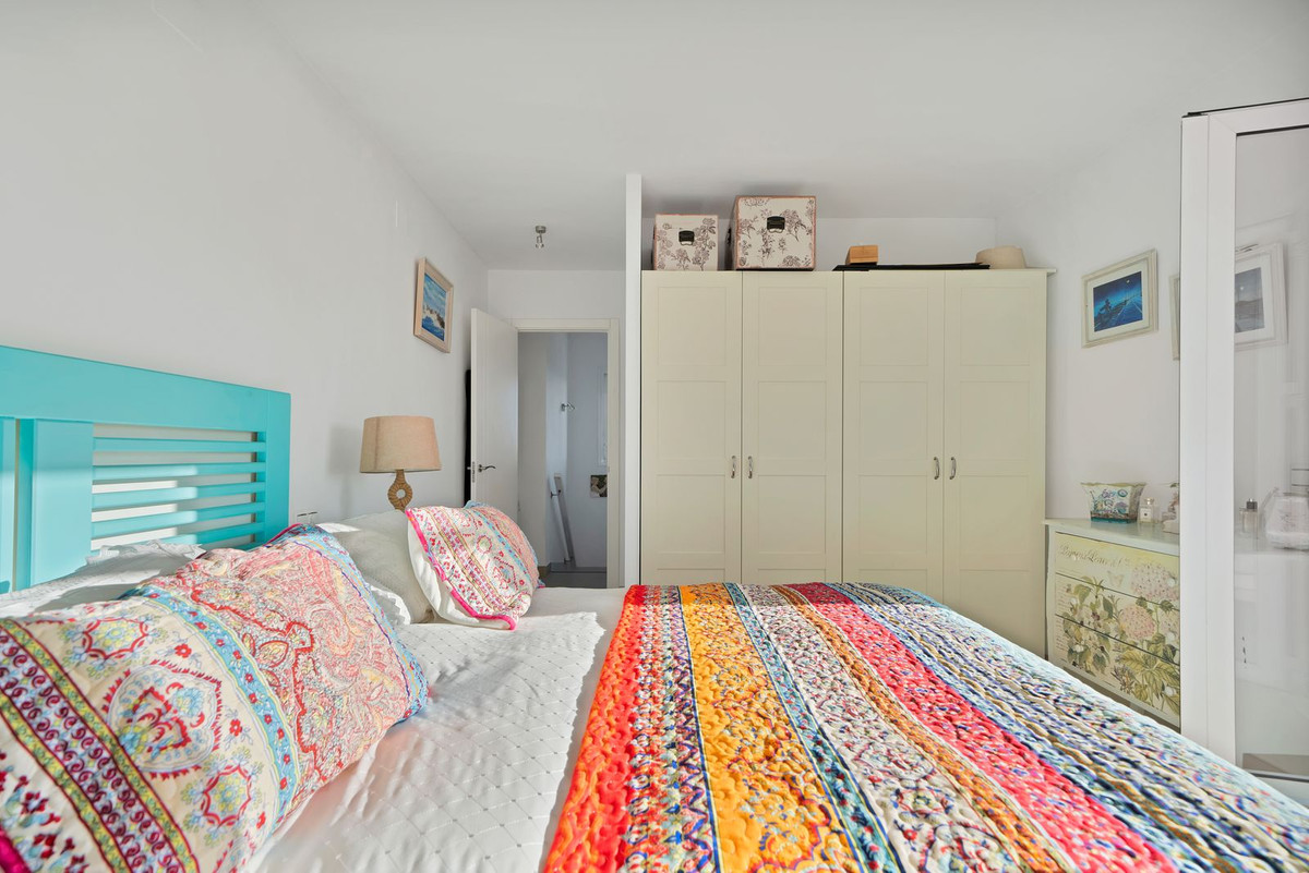 Se vende Villa - Chalet de 4 dormitorios en Costa Del Sol, Málaga, España