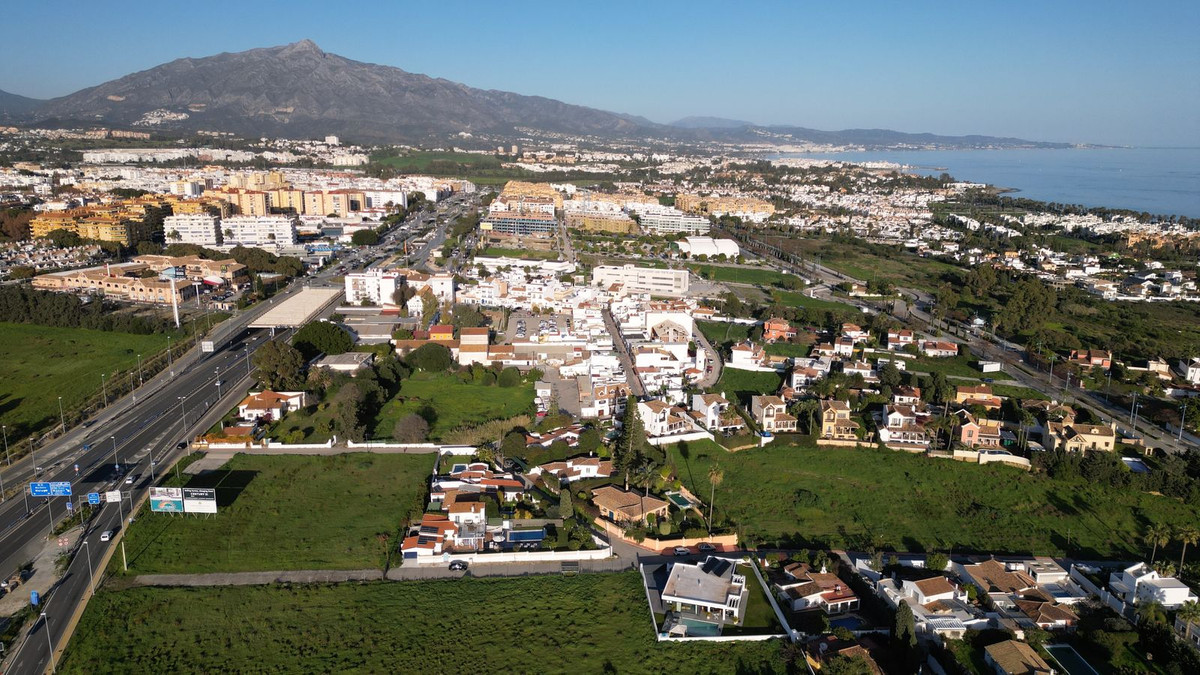 Se vende Villa - Chalet de 4 dormitorios en Costa Del Sol, Málaga, España