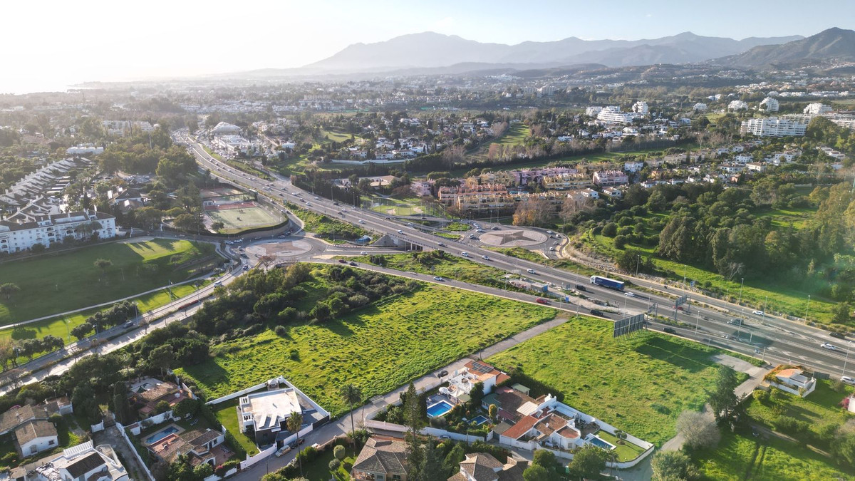 Se vende Villa - Chalet de 4 dormitorios en Costa Del Sol, Málaga, España