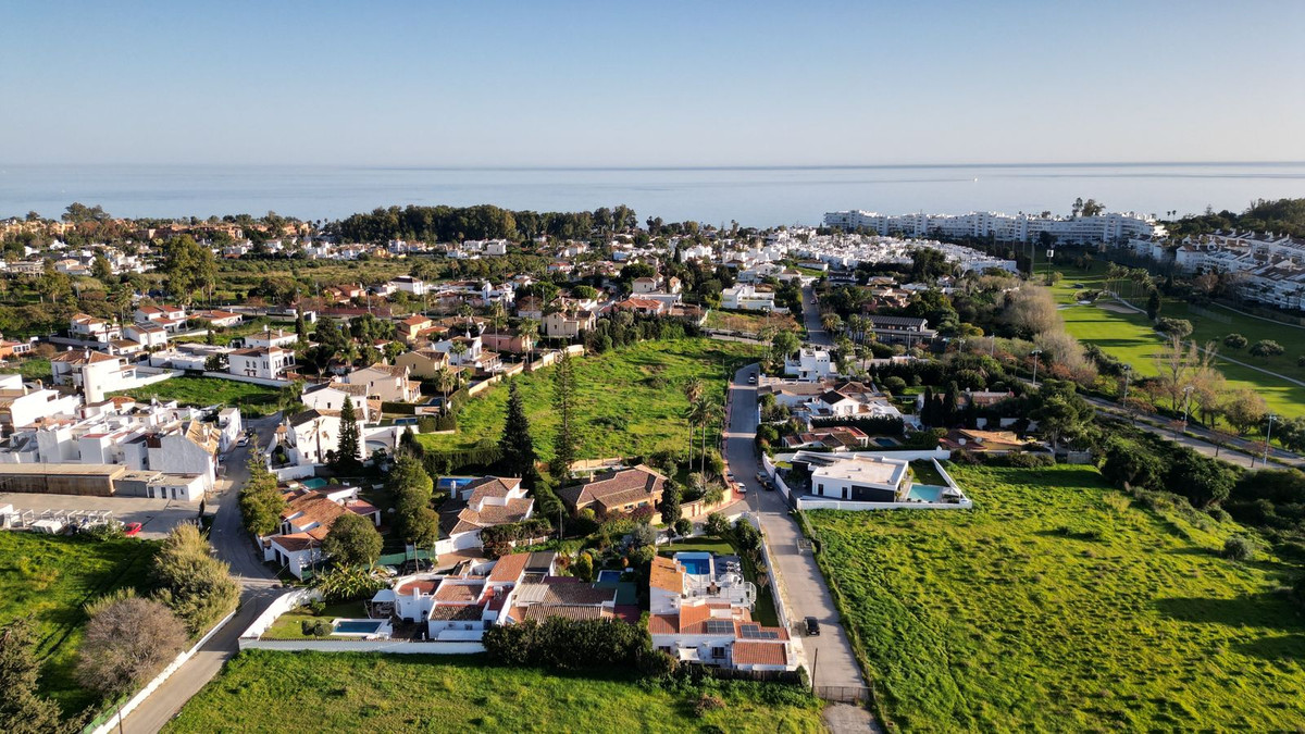 Se vende Villa - Chalet de 4 dormitorios en Costa Del Sol, Málaga, España
