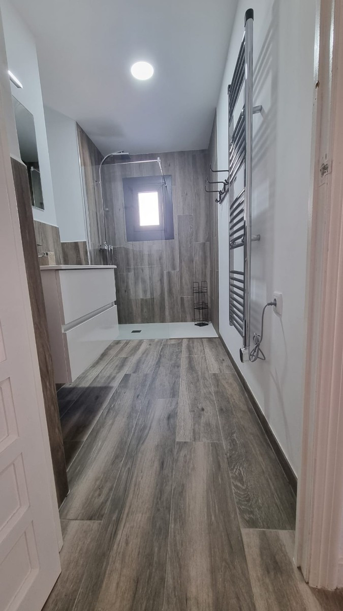 Se vende Villa - Chalet de 5 dormitorios en Costa Blanca, Alicante, España