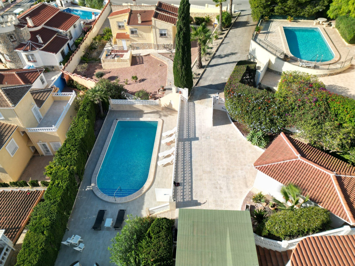 Se vende Villa - Chalet de 5 dormitorios en Costa Blanca, Alicante, España