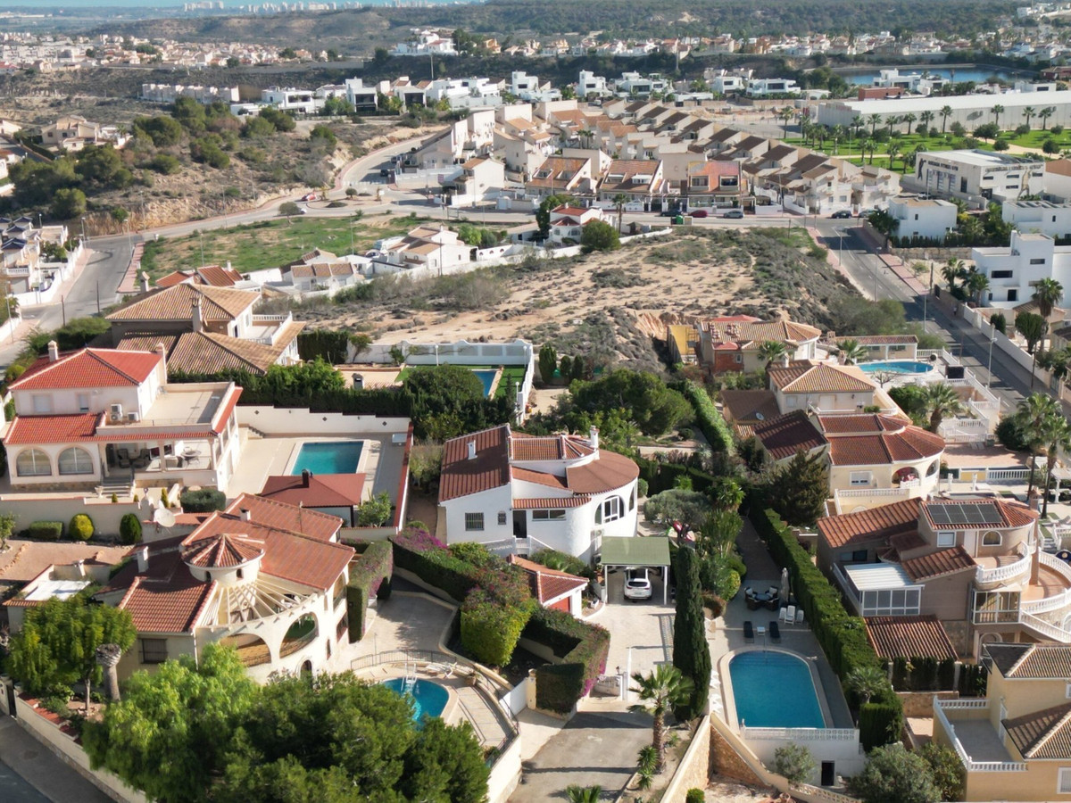 Se vende Villa - Chalet de 5 dormitorios en Costa Blanca, Alicante, España