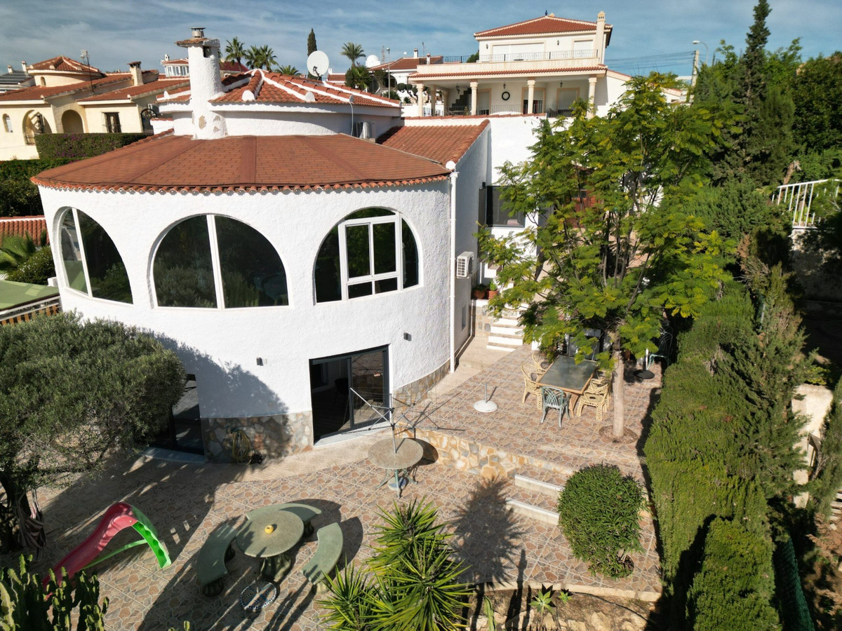 Se vende Villa - Chalet de 5 dormitorios en Costa Blanca, Alicante, España