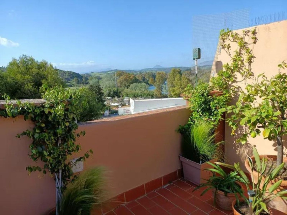 Se vende Adosada de 3 dormitorios en Costa Del Sol, Cadiz, España