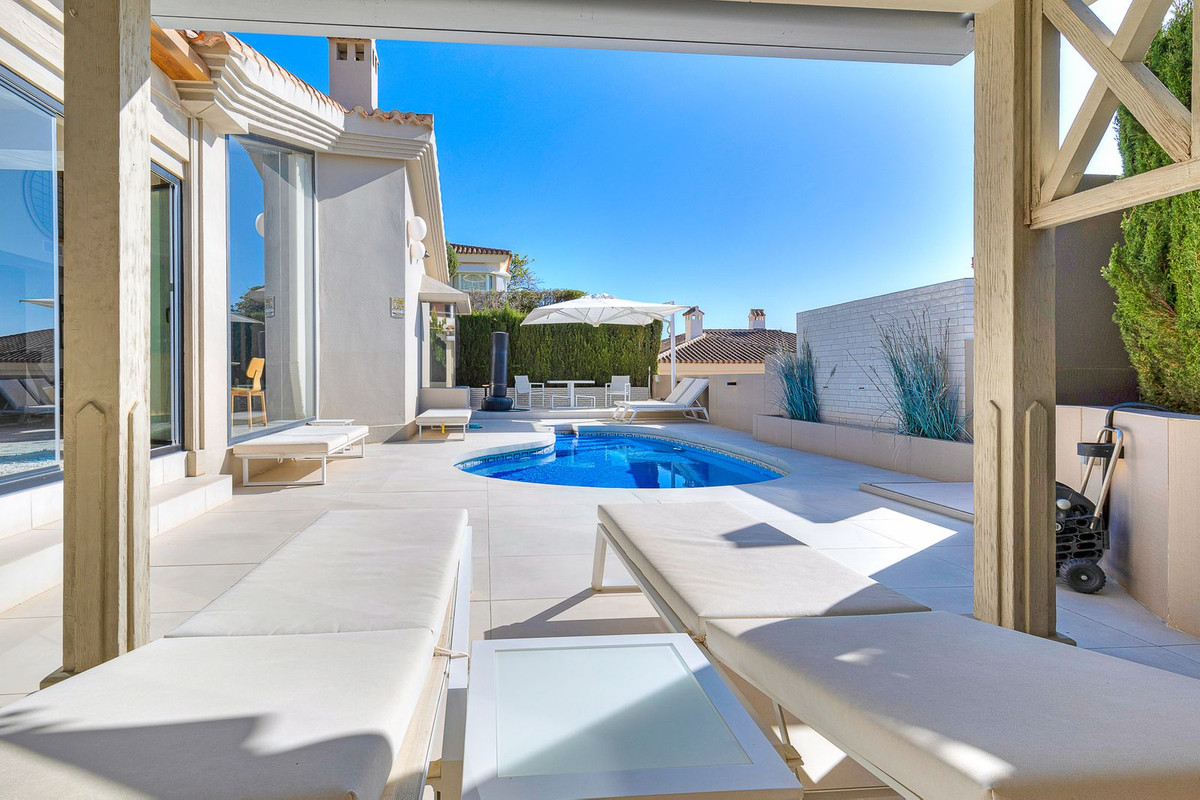 3 Bed Townhouse for sale in Benalmadena Costa Del Sol, Málaga, Spain