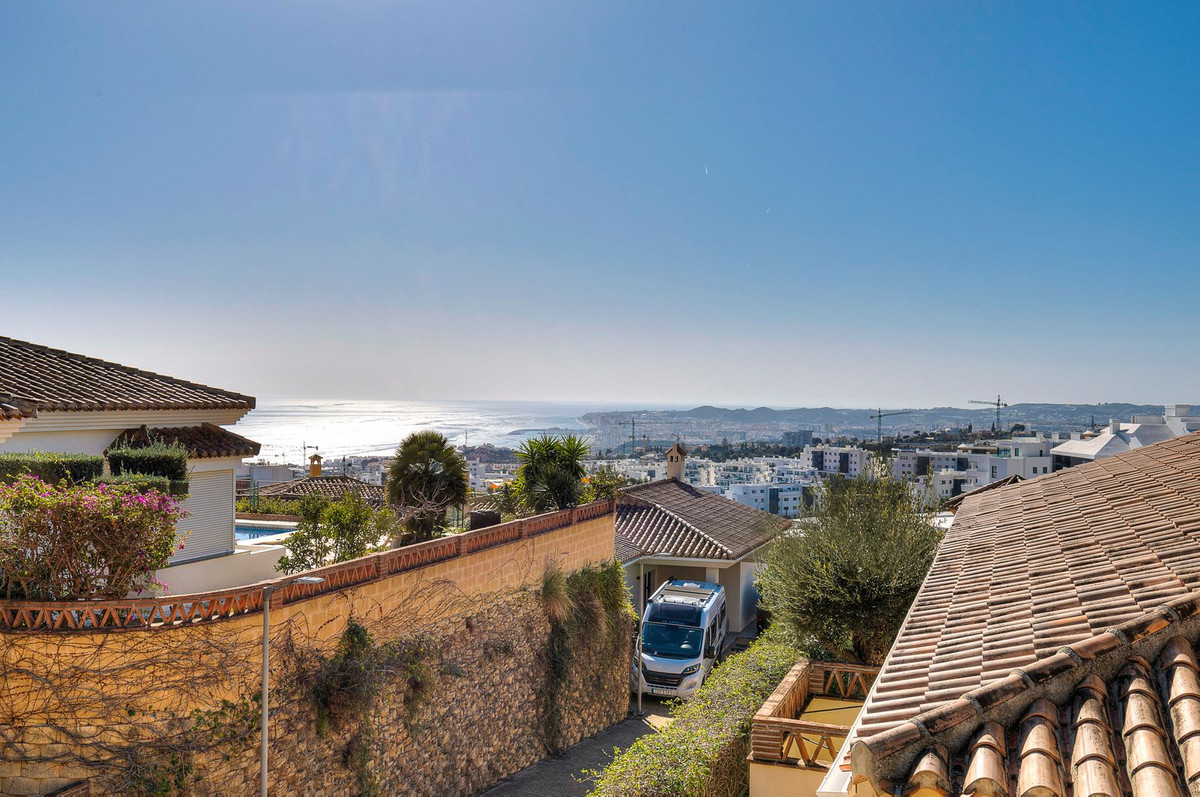 3 Bed Townhouse for sale in Benalmadena Costa Del Sol, Málaga, Spain