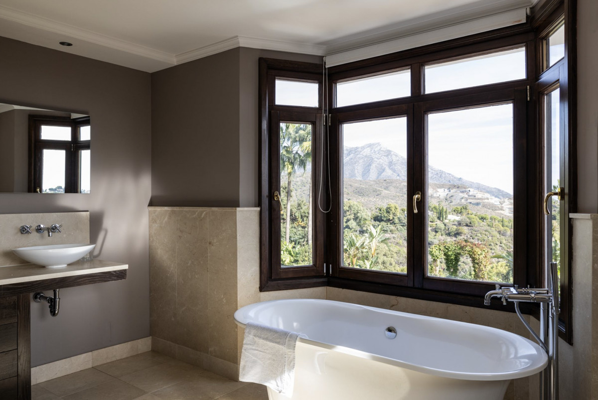 7 Bed Townhouse for sale in El Madroñal Costa Del Sol, Málaga, Spain