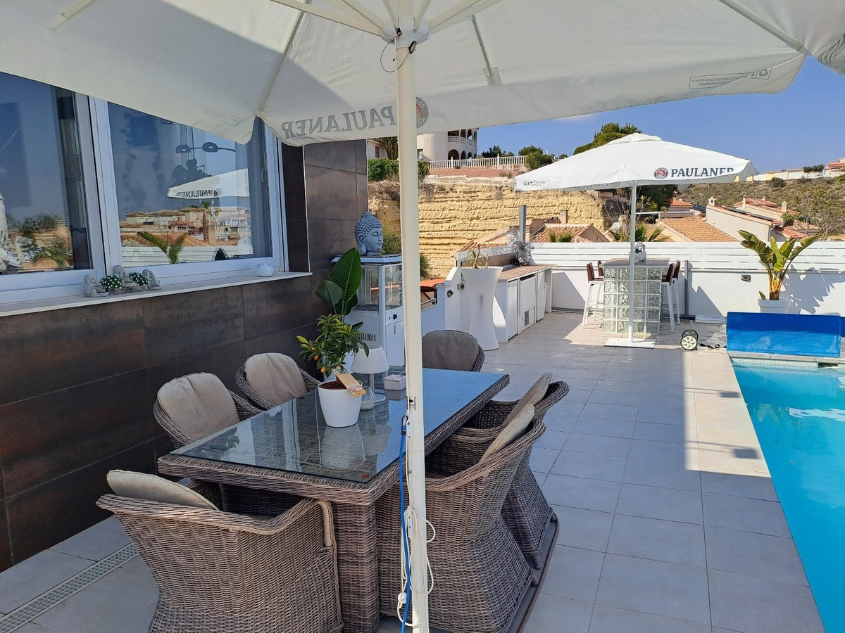 Se vende Villa - Chalet de 6 dormitorios en Costa Blanca, Alicante, España