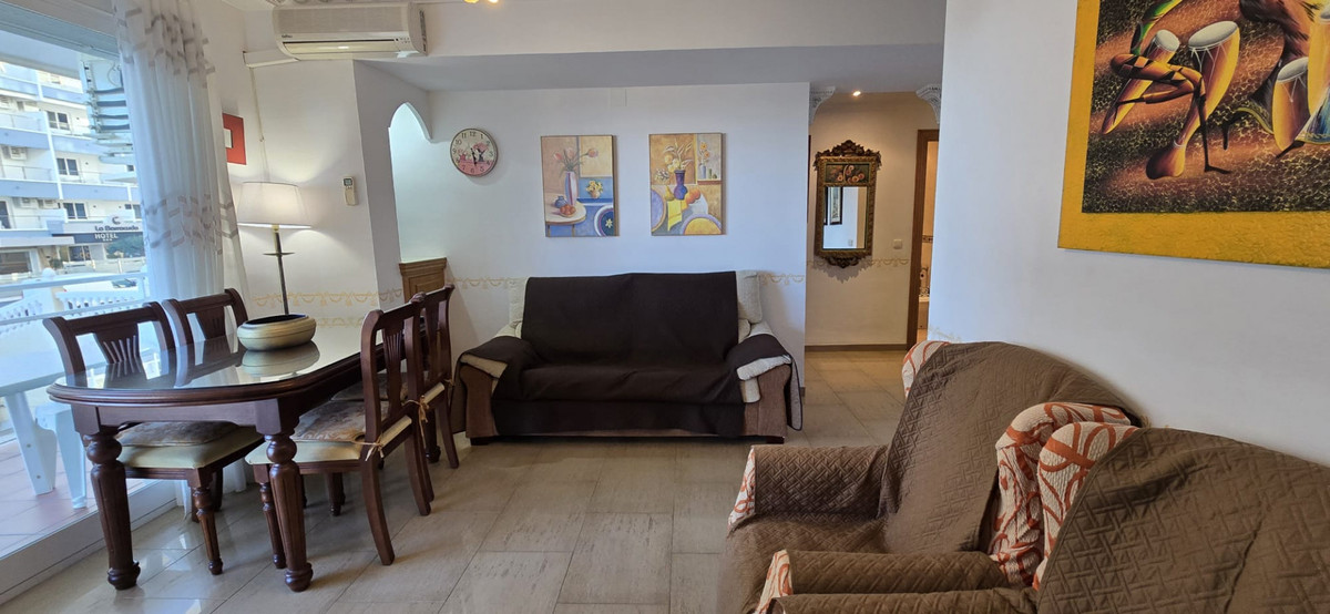 Se vende Apartamento Planta Media de 2 dormitorios en Costa Del Sol, Málaga, España