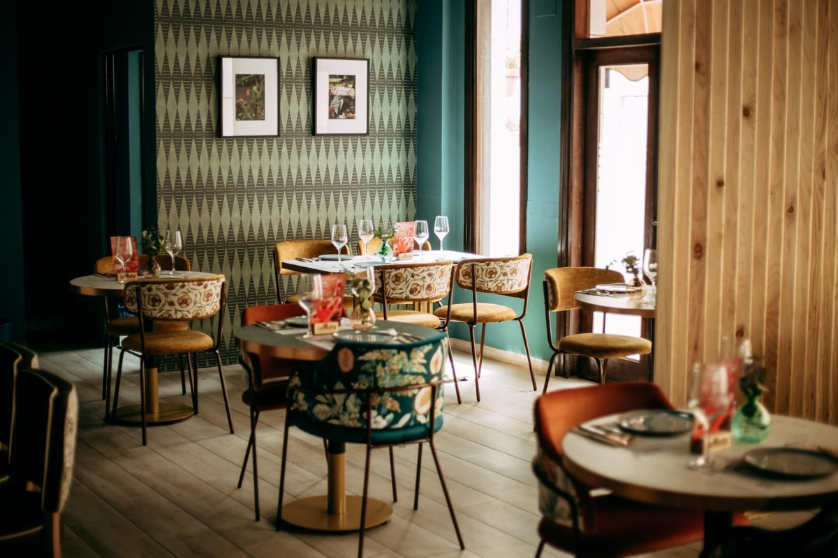 Se vende Hotel de 54 dormitorios en Costa Del Sol, Málaga, España