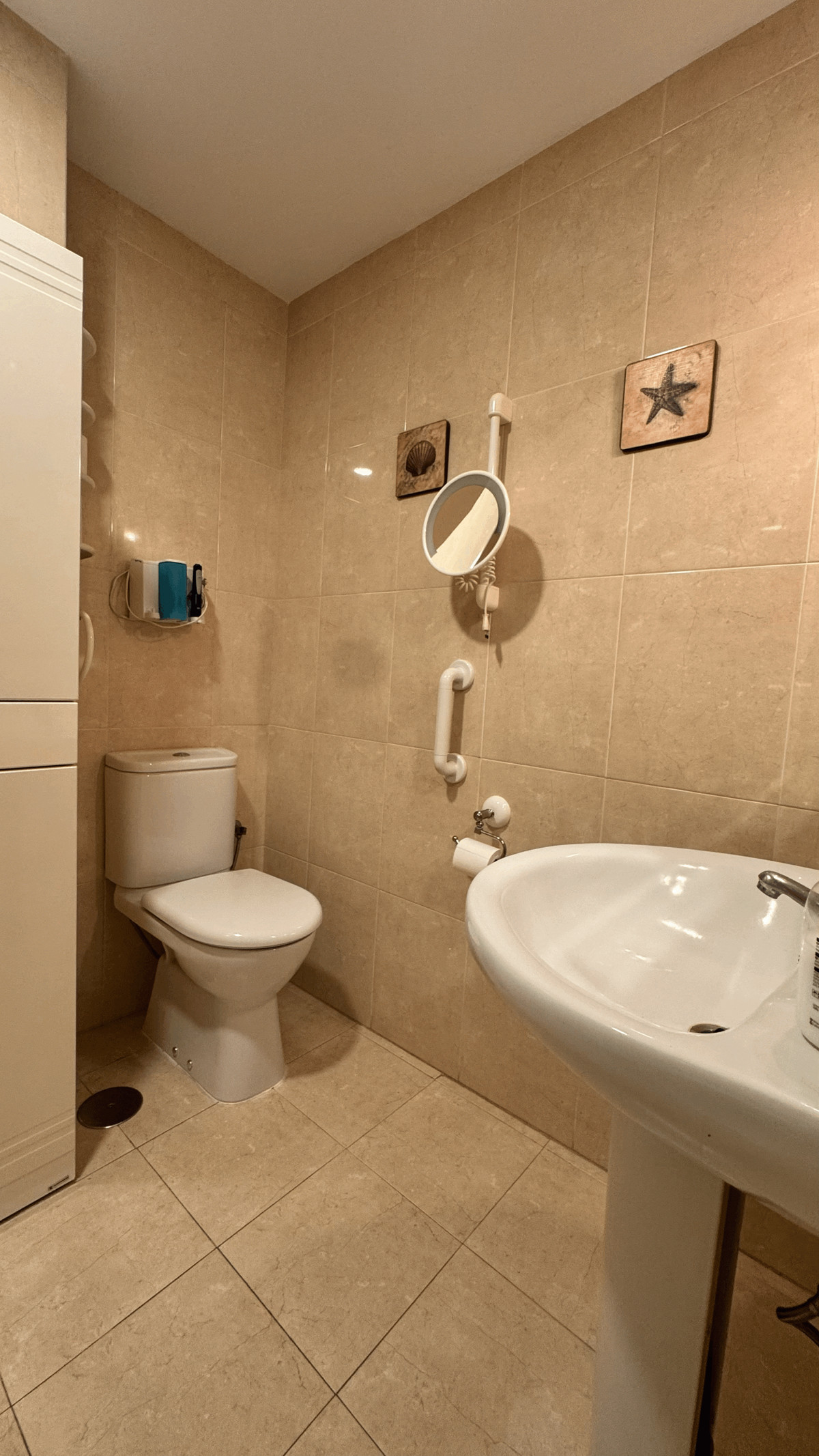 3 Bed Apartment for sale in Fuengirola Costa Del Sol, Málaga, Spain