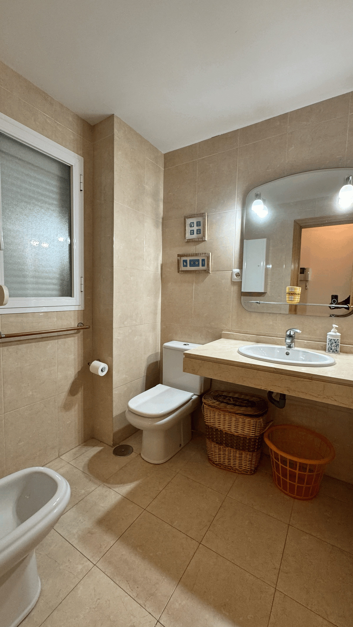 3 Bed Apartment for sale in Fuengirola Costa Del Sol, Málaga, Spain