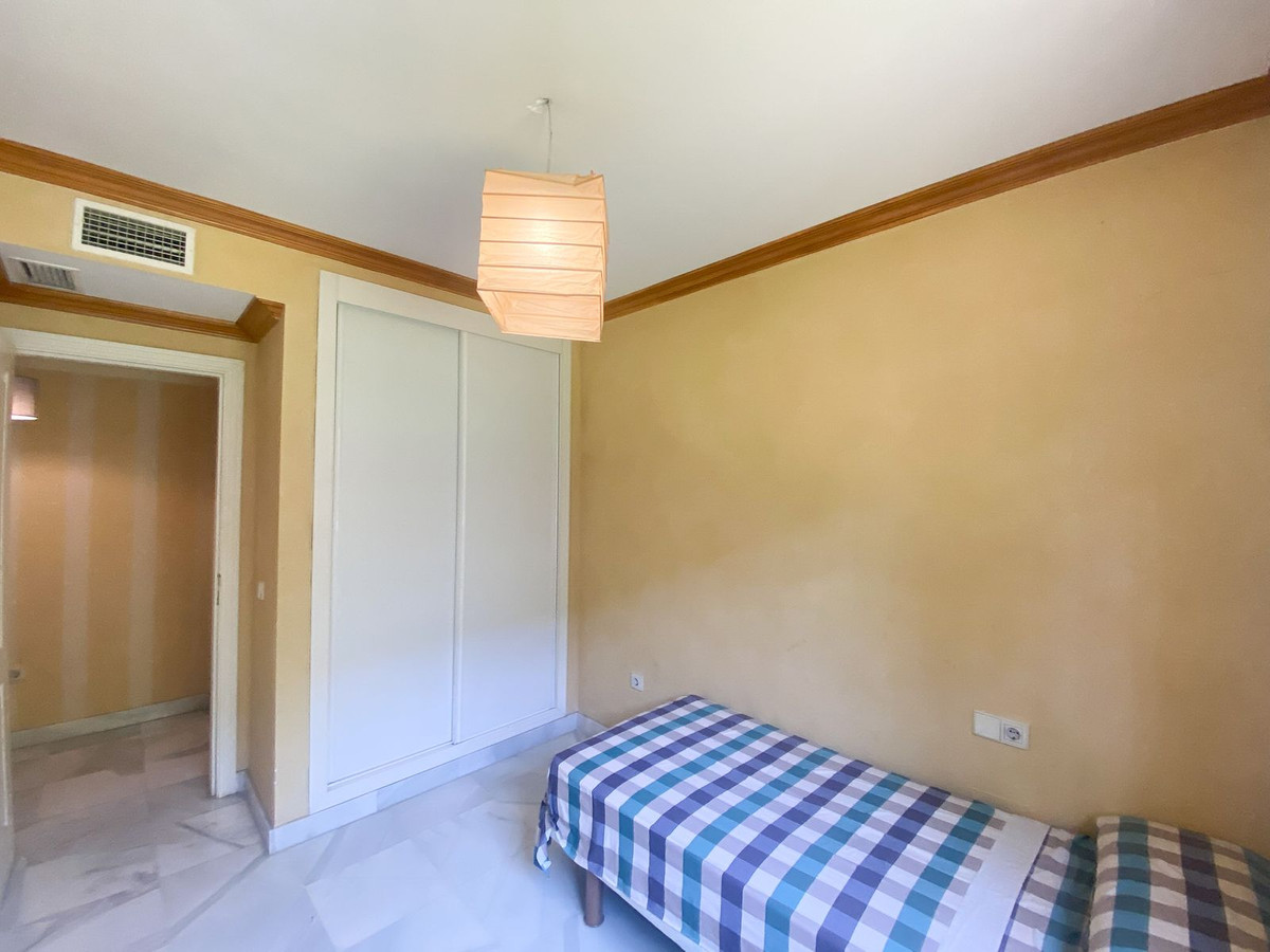 Se vende Apartamento Planta Baja de 3 dormitorios en Costa Del Sol, Málaga, España