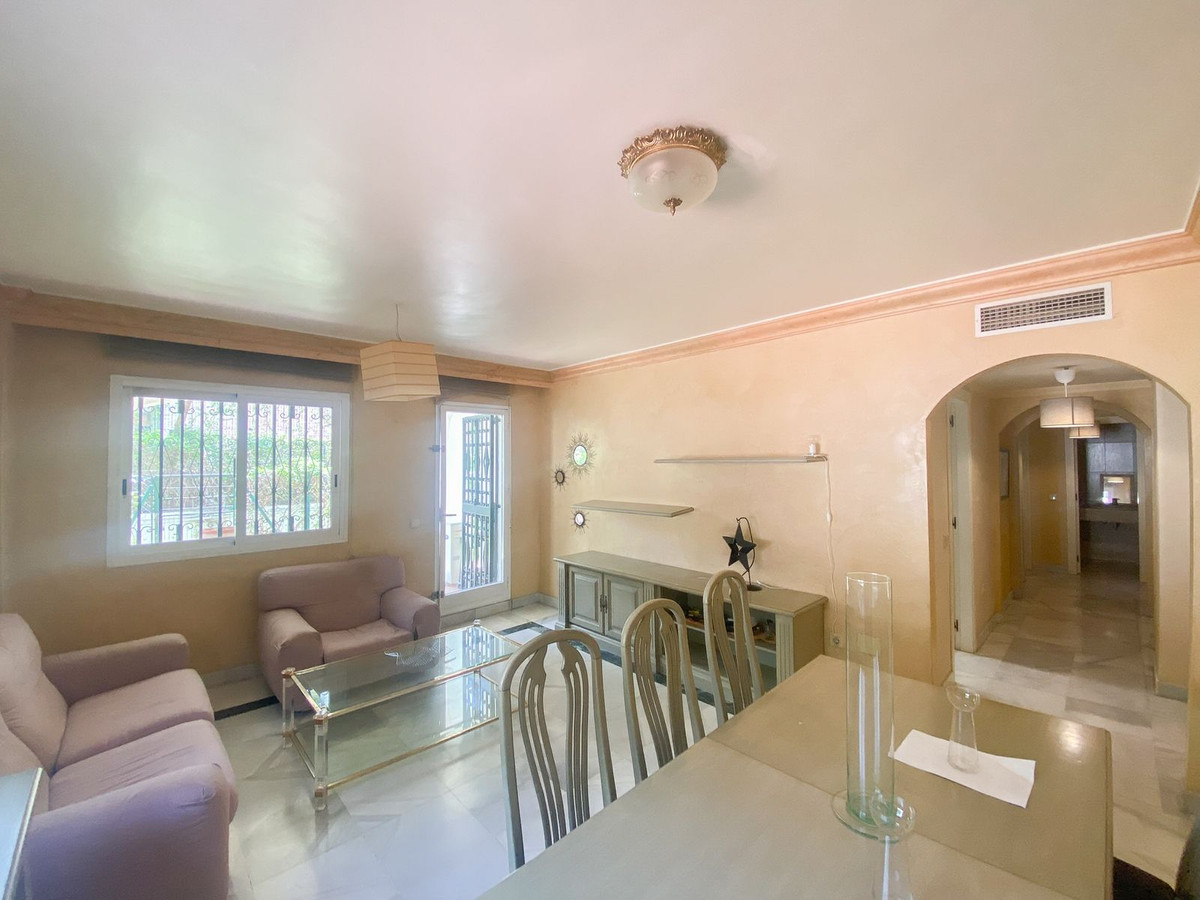 Se vende Apartamento Planta Baja de 3 dormitorios en Costa Del Sol, Málaga, España