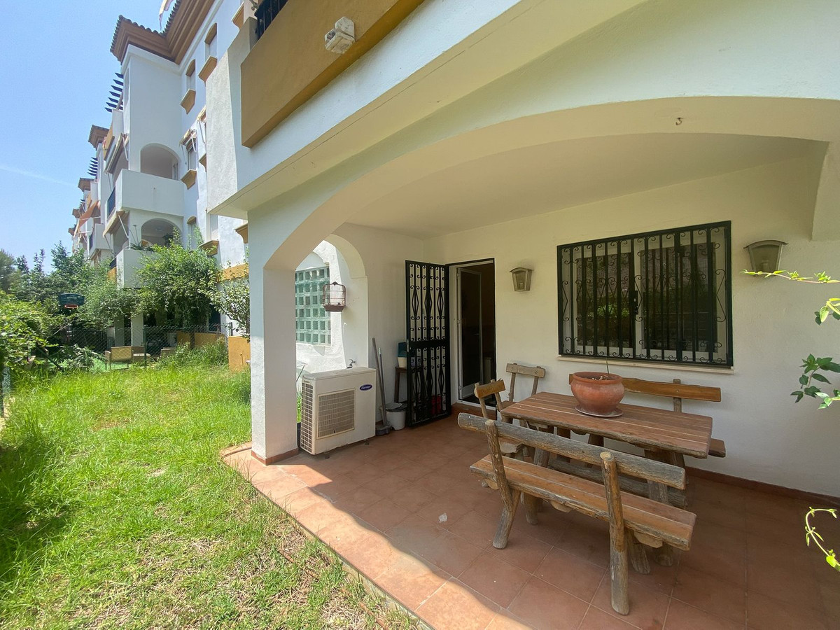 Se vende Apartamento Planta Baja de 3 dormitorios en Costa Del Sol, Málaga, España