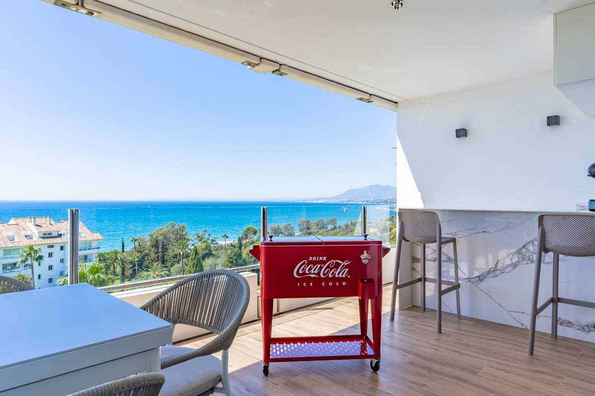 Se vende Apartamento Planta Media de 3 dormitorios en Costa Del Sol, Málaga, España