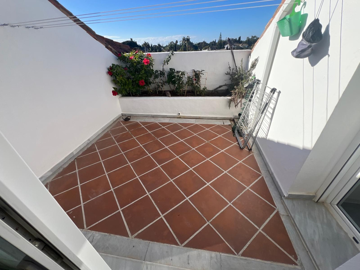 4 Bed Apartment for sale in Guadalmina Baja Costa Del Sol, Málaga, Spain