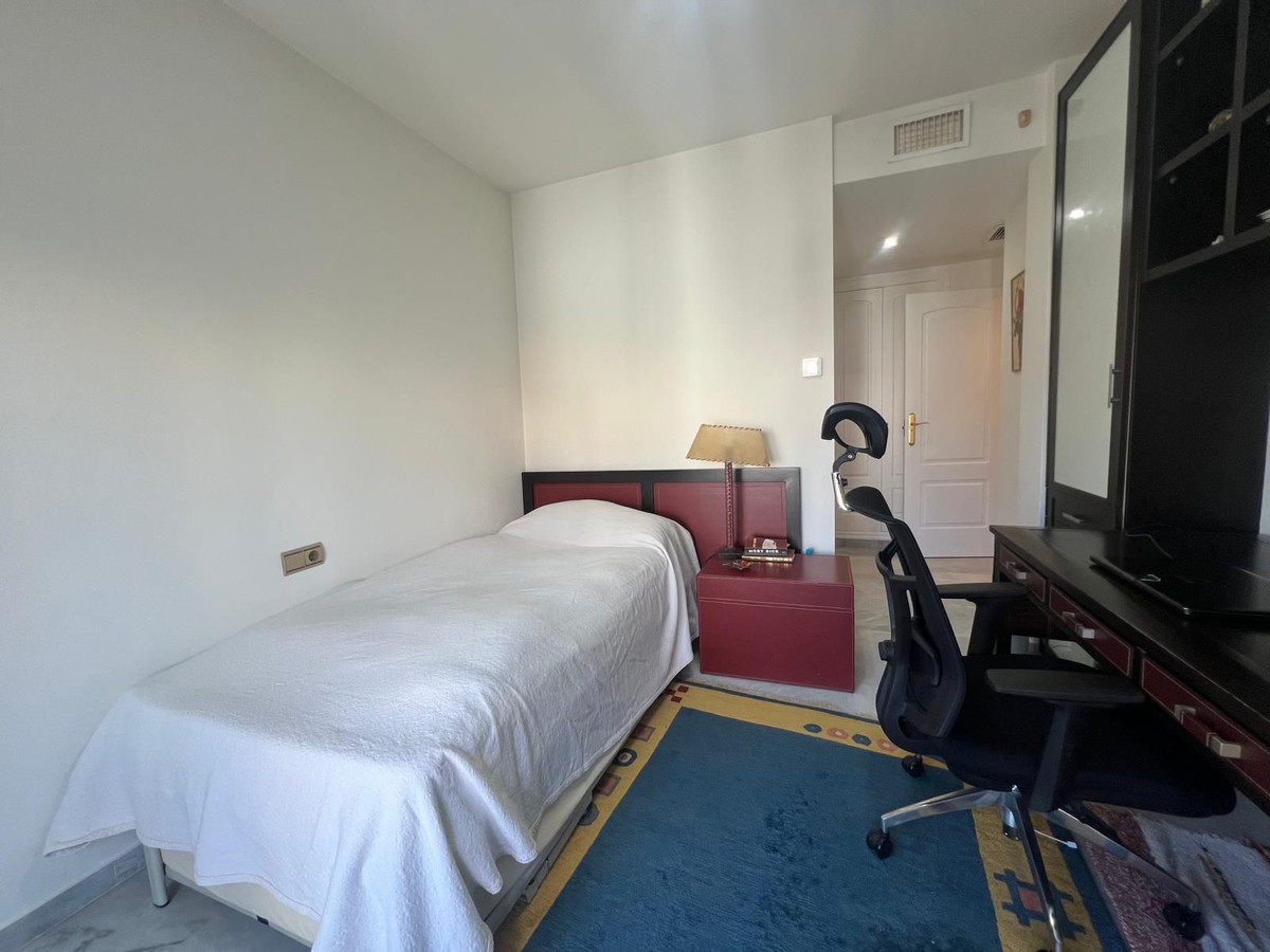 4 Bed Apartment for sale in Guadalmina Baja Costa Del Sol, Málaga, Spain