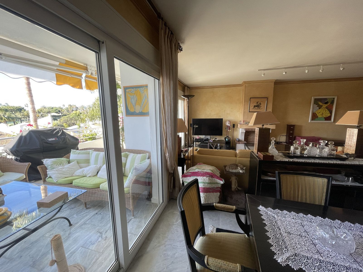 4 Bed Apartment for sale in Guadalmina Baja Costa Del Sol, Málaga, Spain