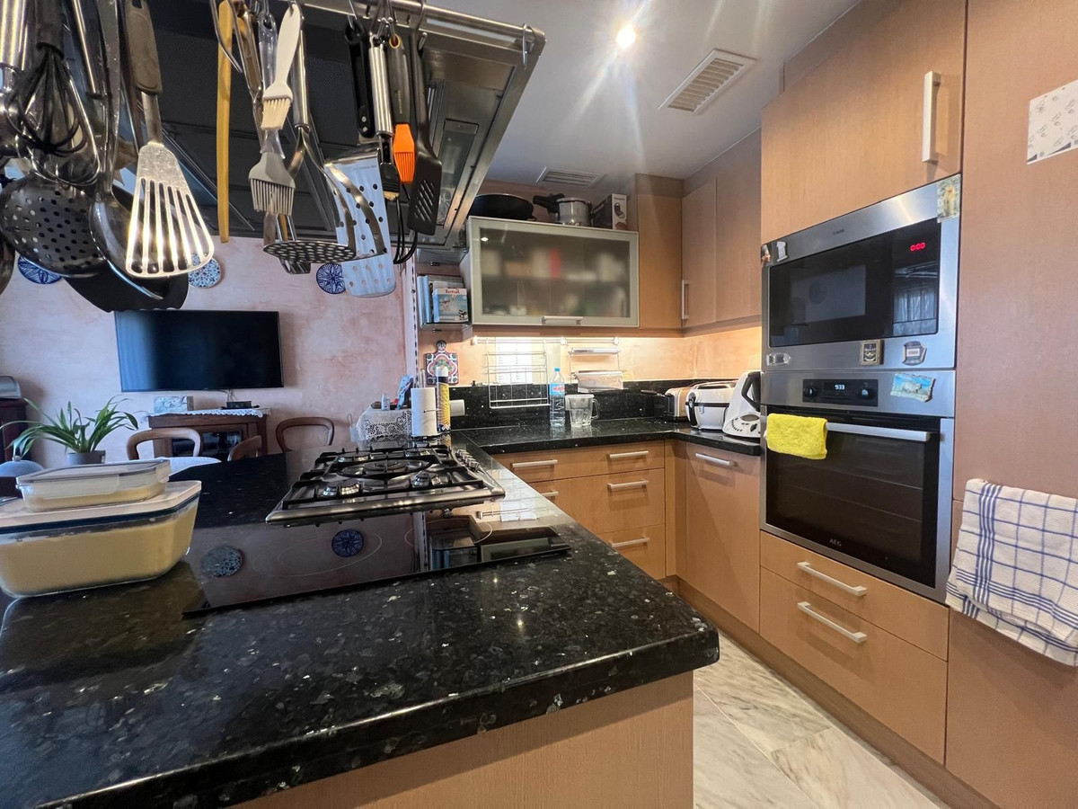 4 Bed Apartment for sale in Guadalmina Baja Costa Del Sol, Málaga, Spain