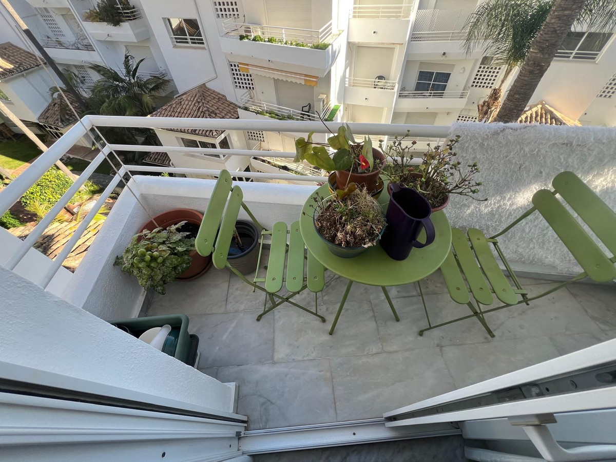 4 Bed Apartment for sale in Guadalmina Baja Costa Del Sol, Málaga, Spain