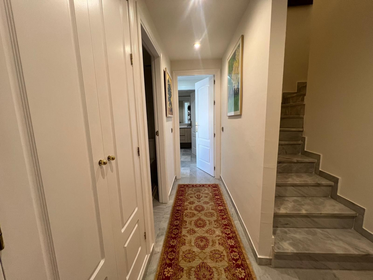4 Bed Apartment for sale in Guadalmina Baja Costa Del Sol, Málaga, Spain