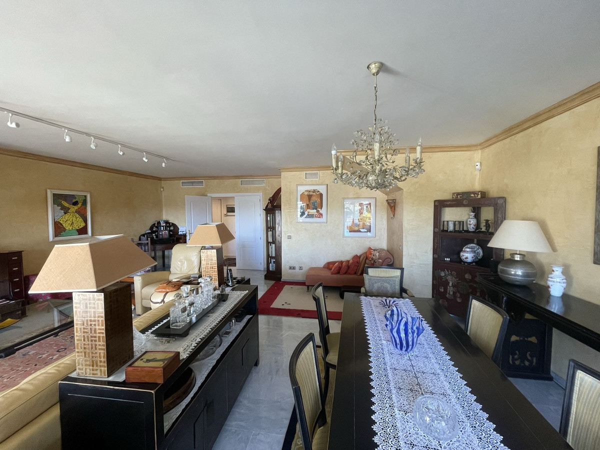 4 Bed Apartment for sale in Guadalmina Baja Costa Del Sol, Málaga, Spain