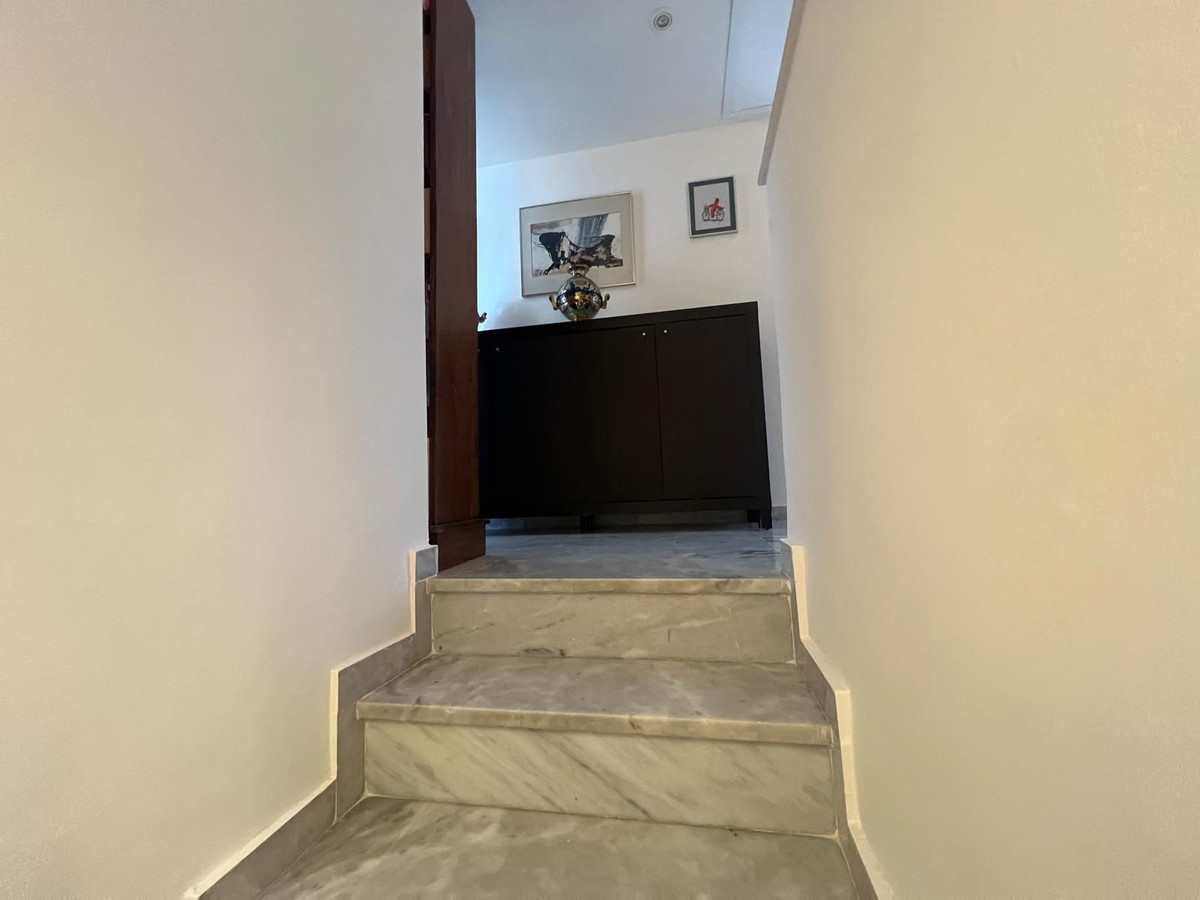 4 Bed Apartment for sale in Guadalmina Baja Costa Del Sol, Málaga, Spain