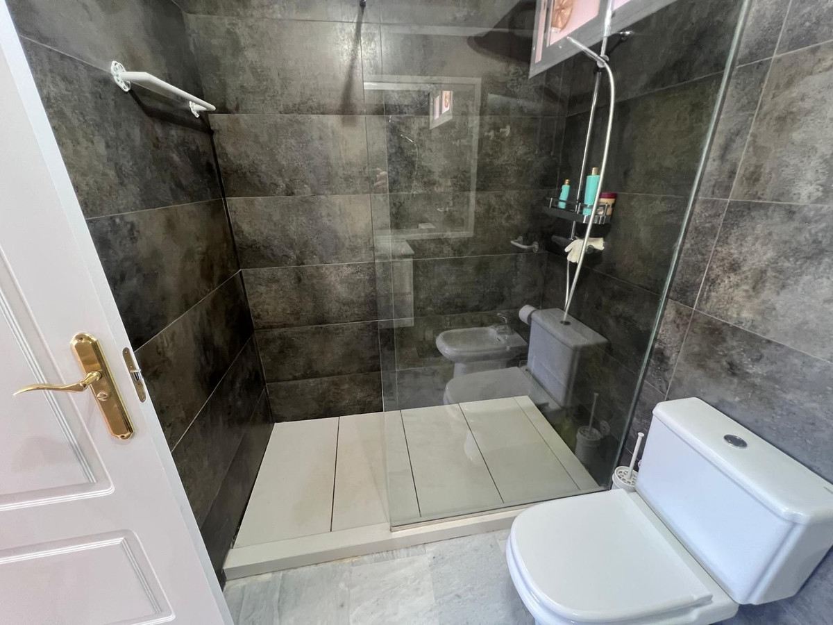 4 Bed Apartment for sale in Guadalmina Baja Costa Del Sol, Málaga, Spain