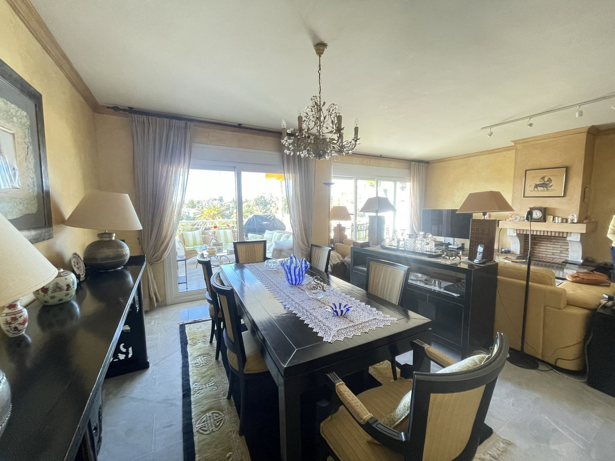 4 Bed Apartment for sale in Guadalmina Baja Costa Del Sol, Málaga, Spain