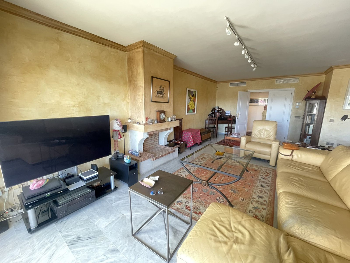 4 Bed Apartment for sale in Guadalmina Baja Costa Del Sol, Málaga, Spain