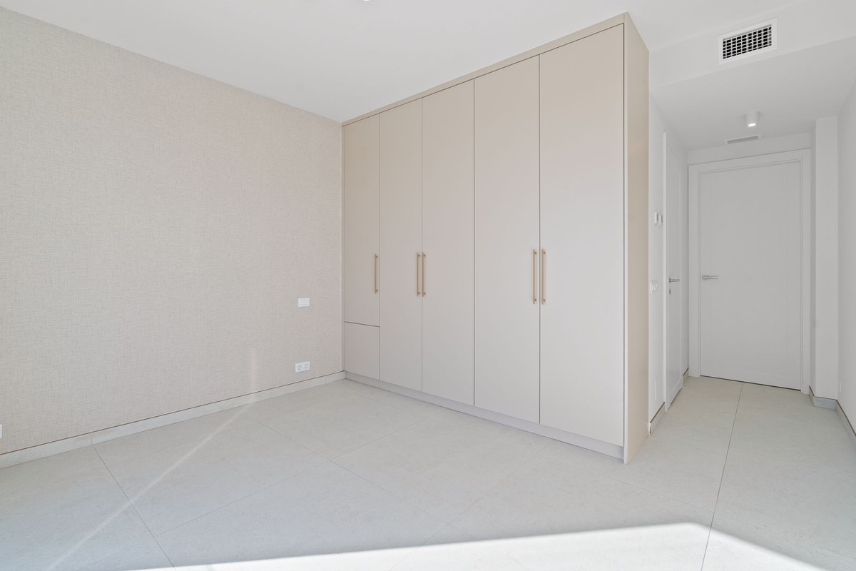 4 Bed Townhouse for sale in Elviria Costa Del Sol, Málaga, Spain
