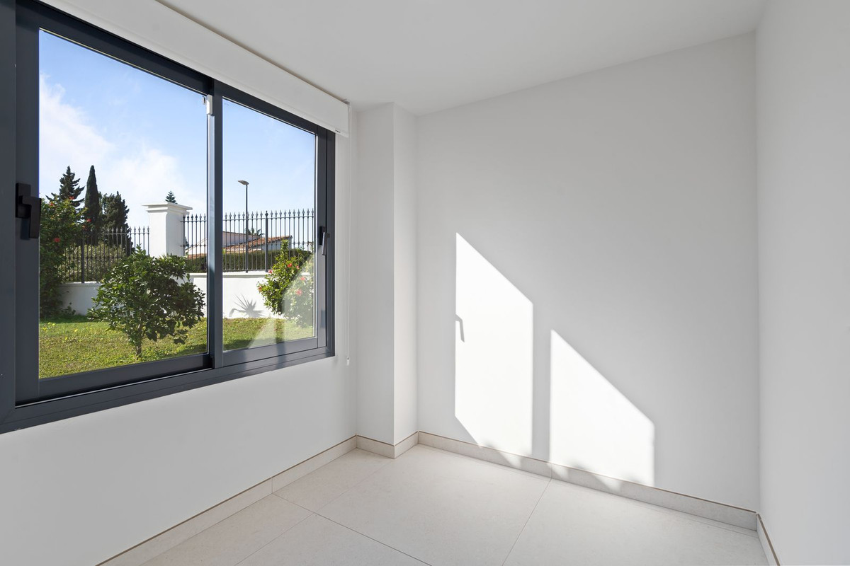 4 Bed Townhouse for sale in Elviria Costa Del Sol, Málaga, Spain