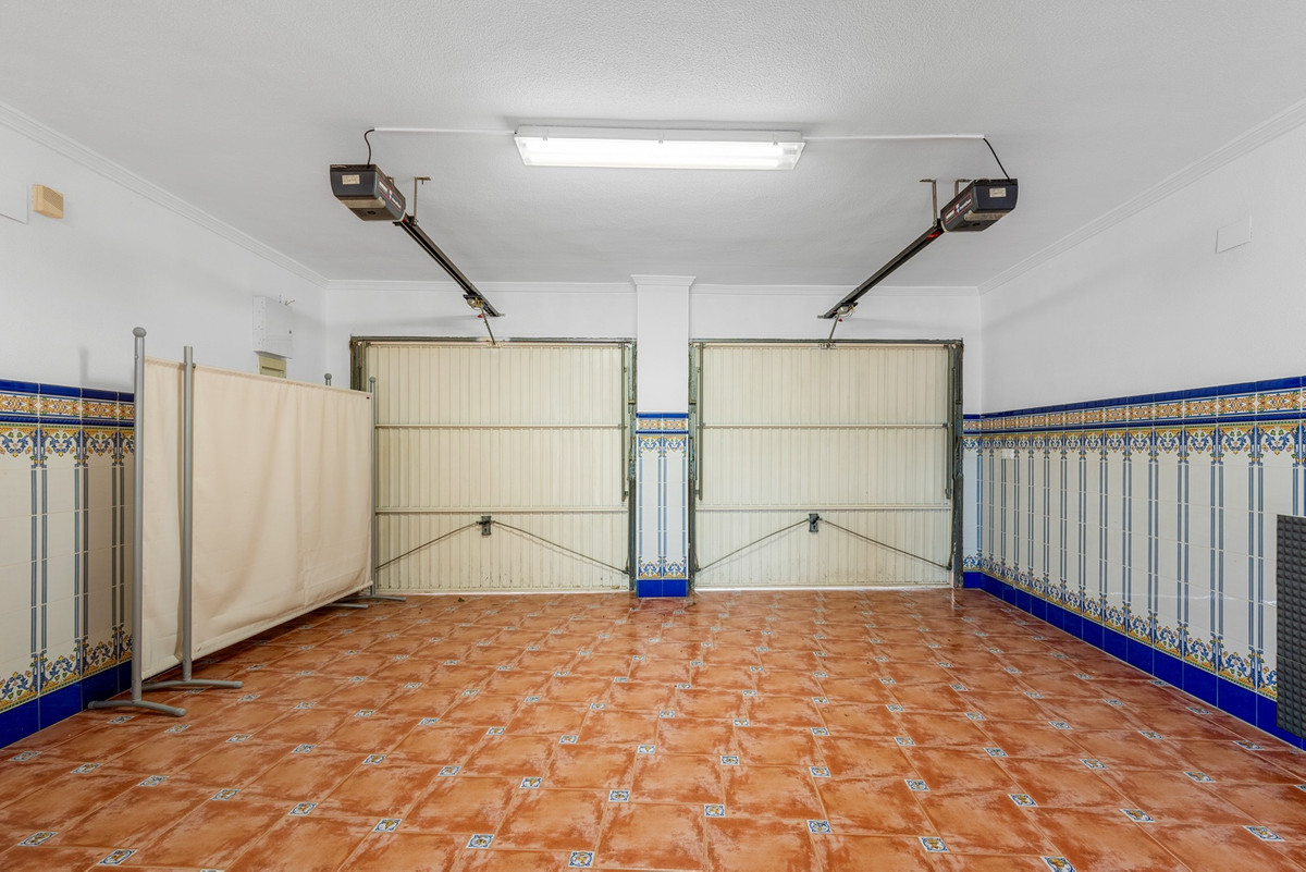 4 Bed Townhouse for sale in Torrevieja Costa Blanca, Alicante, Spain