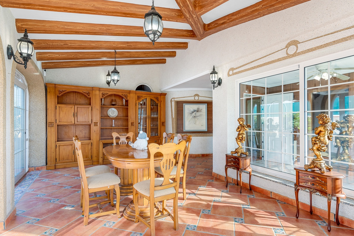 4 Bed Townhouse for sale in Torrevieja Costa Blanca, Alicante, Spain