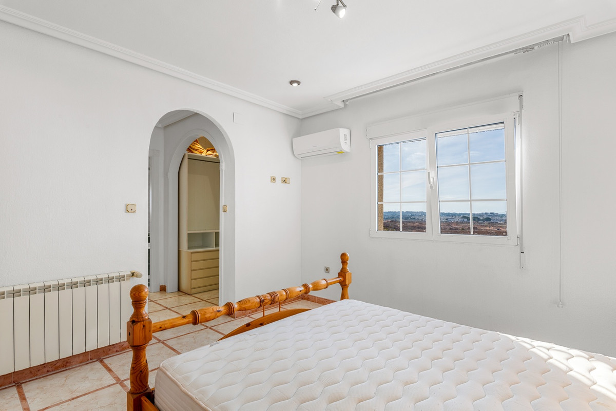 4 Bed Townhouse for sale in Torrevieja Costa Blanca, Alicante, Spain