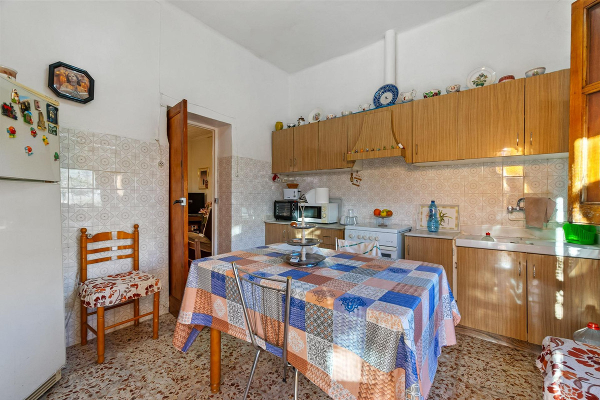 Se vende Finca - Cortijo de 4 dormitorios en Costa Blanca, Alicante, España