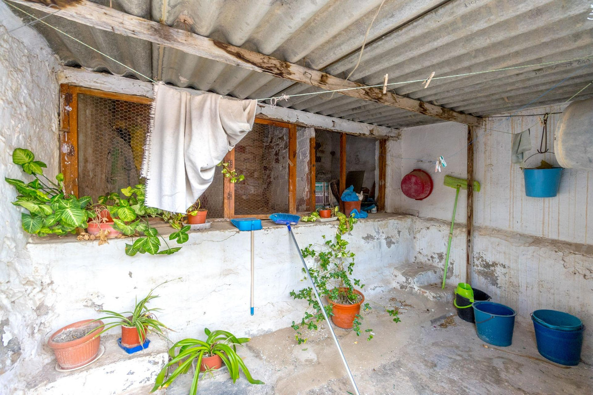 Se vende Finca - Cortijo de 4 dormitorios en Costa Blanca, Alicante, España