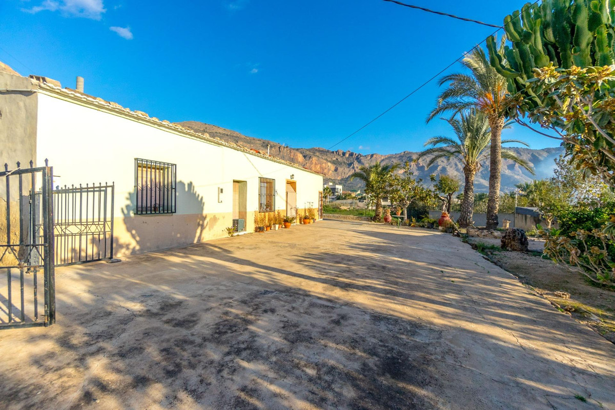 Se vende Finca - Cortijo de 4 dormitorios en Costa Blanca, Alicante, España