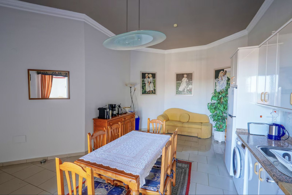 7 Bed Townhouse for sale in Hacienda Las Chapas Costa Del Sol, Málaga, Spain