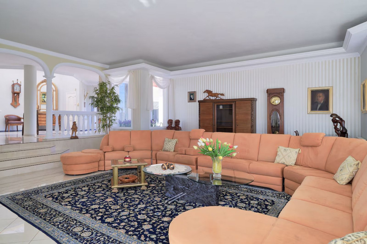7 Bed Townhouse for sale in Hacienda Las Chapas Costa Del Sol, Málaga, Spain