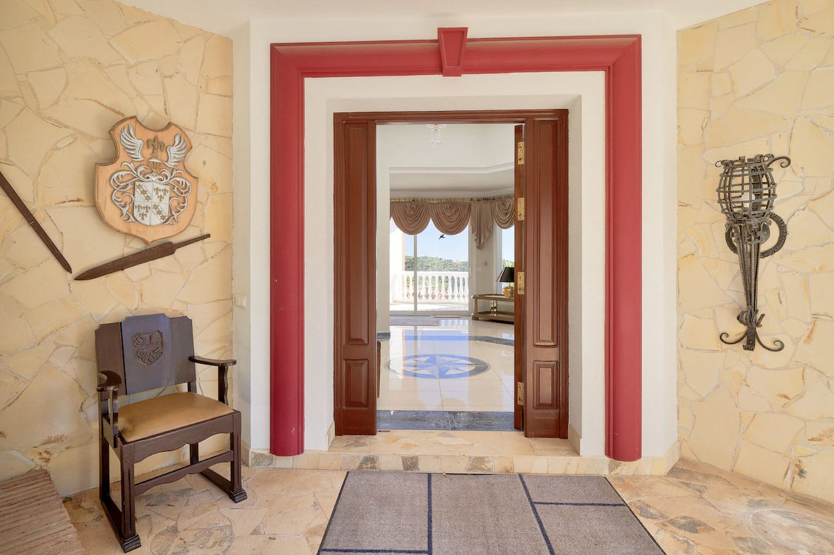 7 Bed Townhouse for sale in Hacienda Las Chapas Costa Del Sol, Málaga, Spain
