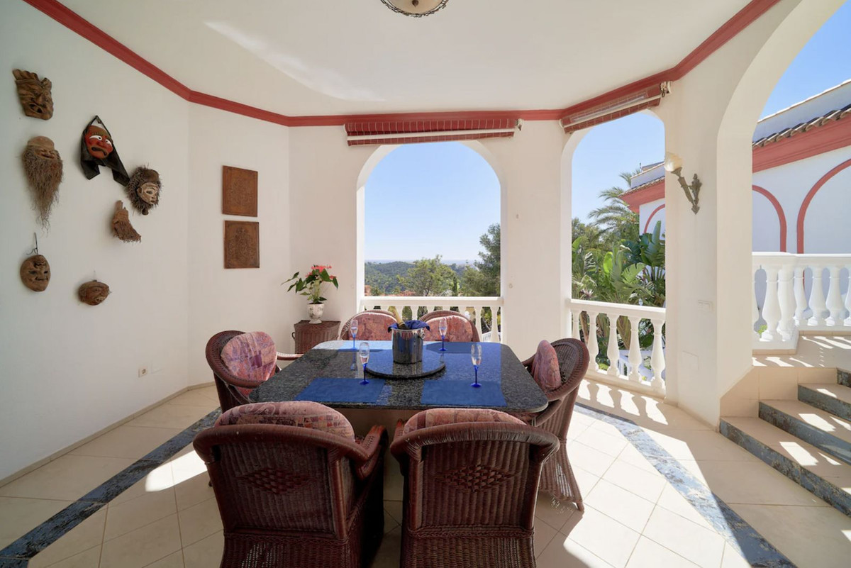 7 Bed Townhouse for sale in Hacienda Las Chapas Costa Del Sol, Málaga, Spain
