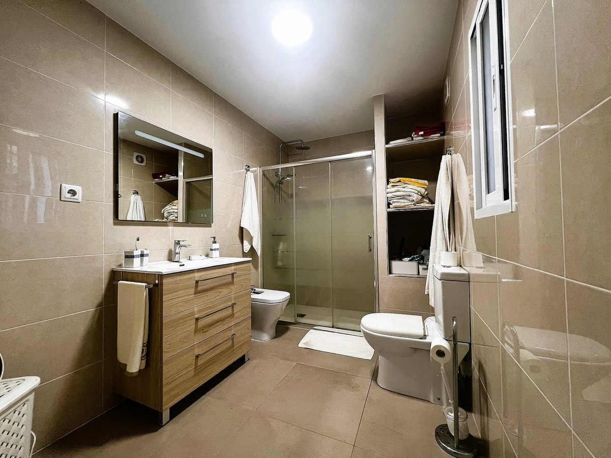 Se vende Adosada de 3 dormitorios en Costa Del Sol, Málaga, España