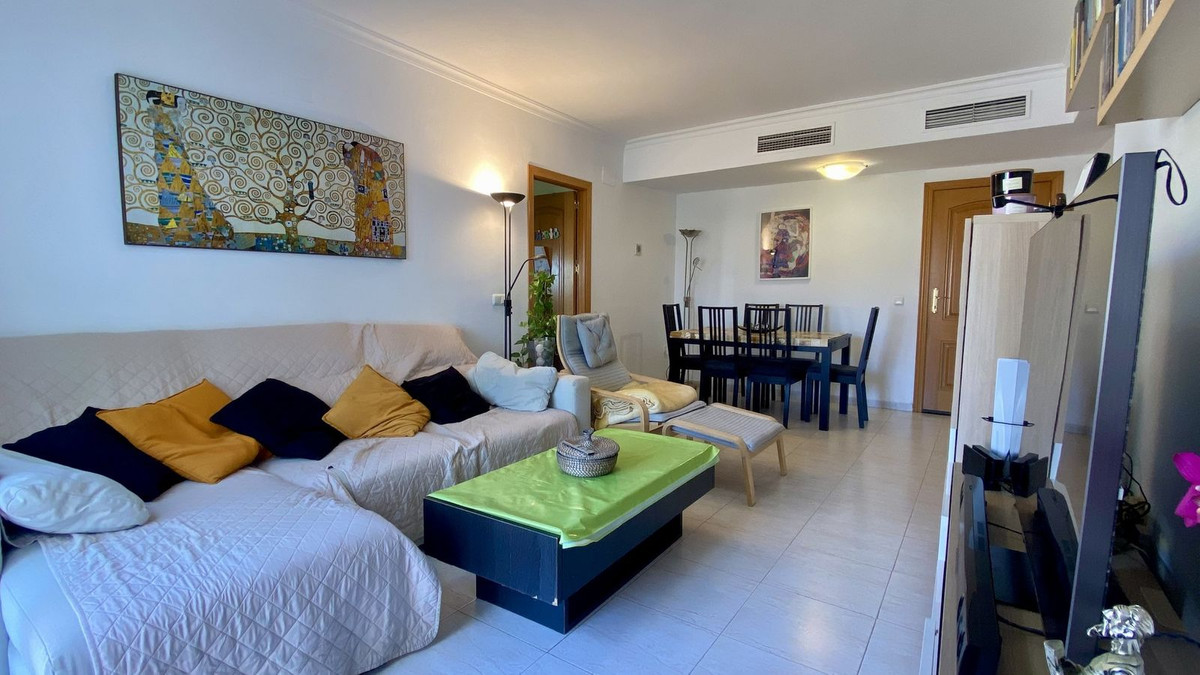 2 Bed Apartment for sale in Benalmadena Costa Costa Del Sol, Málaga, Spain