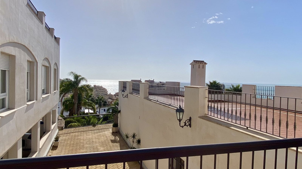 2 Bed Apartment for sale in Benalmadena Costa Costa Del Sol, Málaga, Spain