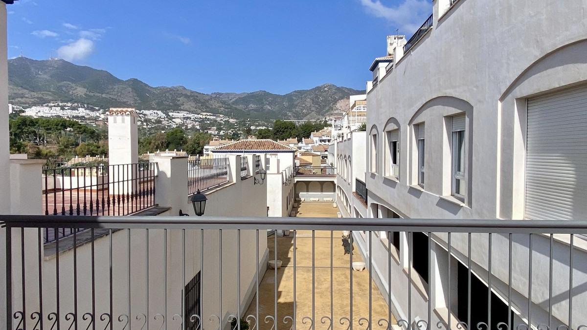 2 Bed Apartment for sale in Benalmadena Costa Costa Del Sol, Málaga, Spain
