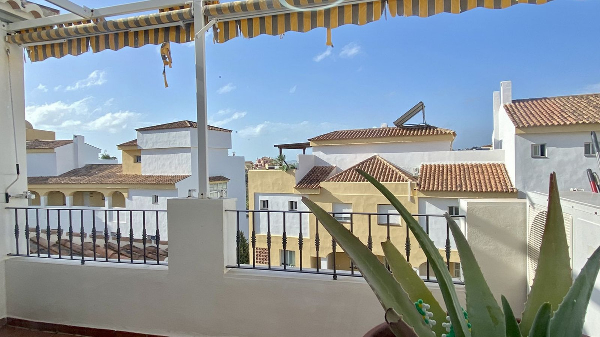 2 Bed Apartment for sale in Benalmadena Costa Costa Del Sol, Málaga, Spain