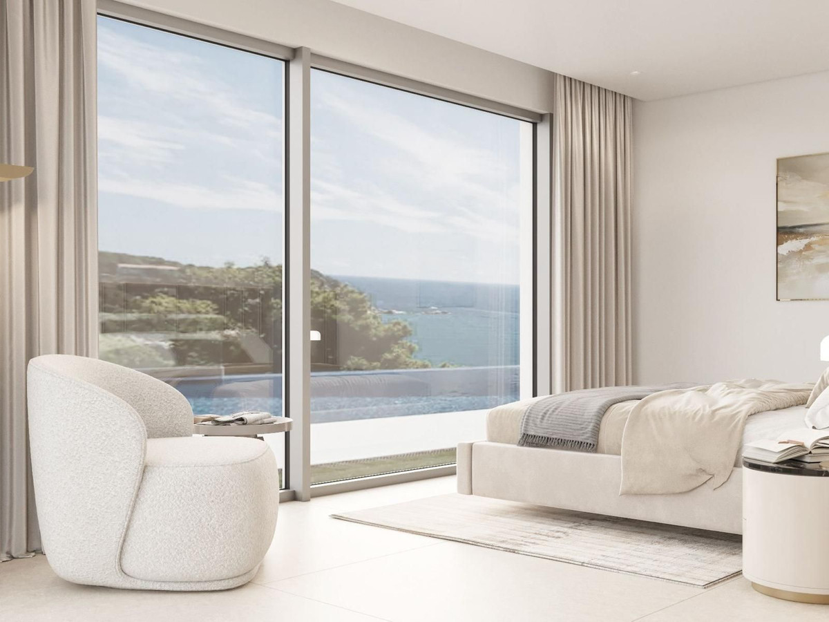 Se vende Villa - Chalet de 5 dormitorios en Costa Del Sol, Málaga, España